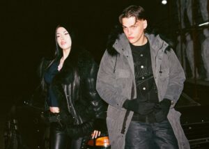 Anna Pepe Instagram - PUSH IT (feat. @annapep3) fuori questa notte all’1:00. Buon Anno a tutti