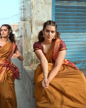 Ansha Mohan Instagram - Nari in Saree🥻

.
Saree @garggyboutique