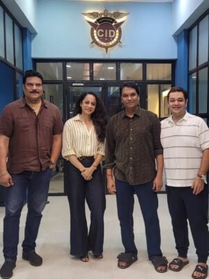 Ansha Sayed Instagram - As CID  wraps it's 2nd season  one post with the team and the classic logo is a ritual.
Thank you for making the show a great success. 
Missed @shivaaji_satam sir @narendragupta22 sir @janvicg.
Dony forget to tune in the last episodes tonight 7pm on Sony, Sony liv & Netflix.
Hoping to see you guys very soon 🙏