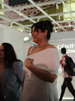 Anshula Kapoor Instagram - Camera roll archives from a very special evening!

@lancomeofficial announced @sonamkapoor didi as their newest Brand Ambassador and clearly me and my gallery couldn’t keep calm. 

@mynykaa
#SonamforLancôme 
#LancômeIndia #LancômeSkincare #LancômeFragrances