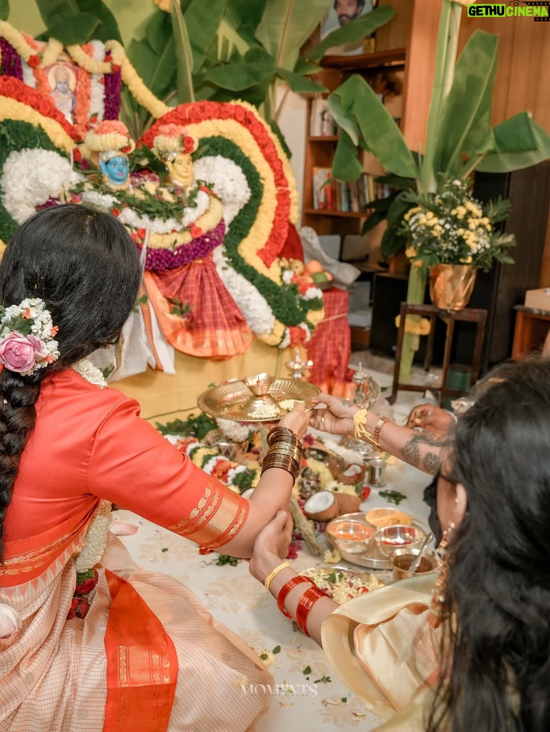 Anupama Gowda - 97.5K Likes - ಶ್ರೀ ಸತ್ಯನಾರಾಯಣನ ದಿನ 🙏🏻🤍

Moments captured by : @momentsbyraghavstudios