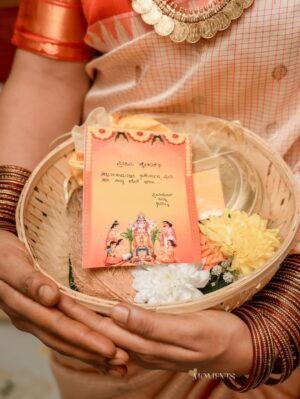 Anupama Gowda Instagram - ಶ್ರೀ ಸತ್ಯನಾರಾಯಣನ ದಿನ 🙏🏻🤍

Moments captured by : @momentsbyraghavstudios