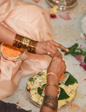 Anupama Gowda Instagram - ಶ್ರೀ ಸತ್ಯನಾರಾಯಣನ ದಿನ 🙏🏻🤍

Moments captured by : @momentsbyraghavstudios