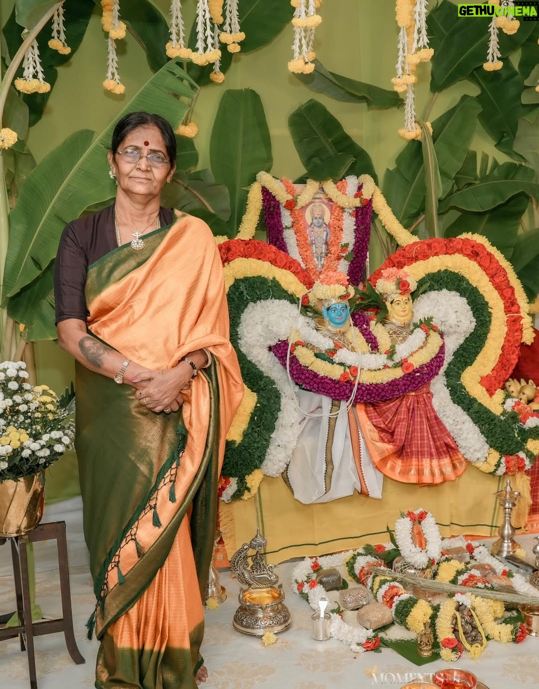 Anupama Gowda - 97.5K Likes - ಶ್ರೀ ಸತ್ಯನಾರಾಯಣನ ದಿನ 🙏🏻🤍

Moments captured by : @momentsbyraghavstudios