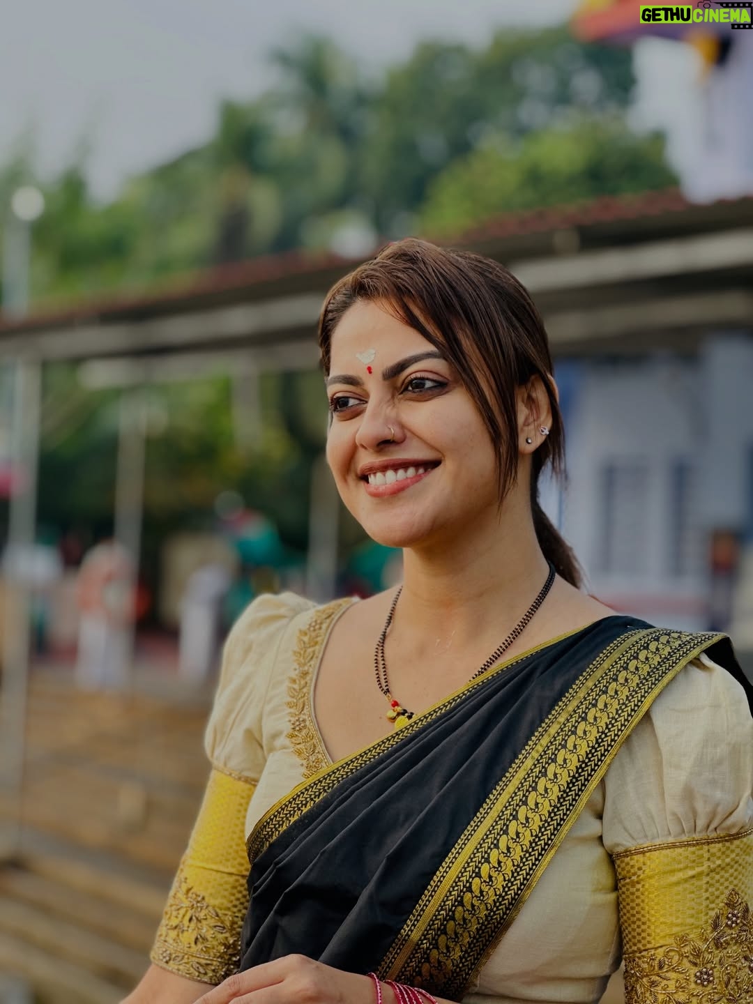 Anusree - 126.6K Likes - മുത്തപ്പനെ കാണാൻ…🙏