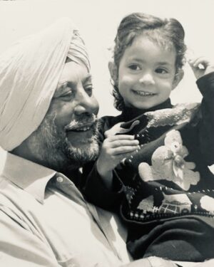 Anya Singh Instagram - #Border2 released over the weekend and the love for the film has been overwhelming. 
I’m grateful to have had the privilege to be a part of this iconic franchise which pays tribute to our armed forces and their families whose courage, strength (both mental & physical) and selflessness remain unmatched.
The film holds immense emotional value for me as it is based on the 1971 war, one of the two wars my Nana, Lt. Col. Manjit Singh Paintal fought. My Nana, then Maj. MS Paintal of the 72 Armoured Regiment led the final counter-attack at Darh Crossing, across the Manawar Tawi in Chhamb, which broke the Pakistan offensive in the area.
Border 2 has given me the opportunity to show my gratitude to my Nana through my art for the unwavering support, love and humour he has always provided me with. And of course my Nani, his greatest strength.🧿✨

I’m so proud to be your granddaughter. To our armed forces, I thank you & salute you

Wishing everyone a very Happy Republic Day. Jai Hind! 🇮🇳

Slide 2 
At the frontline at Rajouri 

Slide 4 
Receiving the regimental flag for 2nd Lancers from president Dr. Radhakrishnan 

Slide 5
At the wreathe laying ceremony at his 72 armd regt ( December 2025 )

Slide 9 
His regiment giving him a surprise birthday