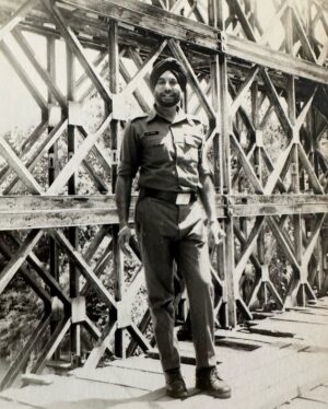 Anya Singh Instagram - #Border2 released over the weekend and the love for the film has been overwhelming. 
I’m grateful to have had the privilege to be a part of this iconic franchise which pays tribute to our armed forces and their families whose courage, strength (both mental & physical) and selflessness remain unmatched.
The film holds immense emotional value for me as it is based on the 1971 war, one of the two wars my Nana, Lt. Col. Manjit Singh Paintal fought. My Nana, then Maj. MS Paintal of the 72 Armoured Regiment led the final counter-attack at Darh Crossing, across the Manawar Tawi in Chhamb, which broke the Pakistan offensive in the area.
Border 2 has given me the opportunity to show my gratitude to my Nana through my art for the unwavering support, love and humour he has always provided me with. And of course my Nani, his greatest strength.🧿✨

I’m so proud to be your granddaughter. To our armed forces, I thank you & salute you

Wishing everyone a very Happy Republic Day. Jai Hind! 🇮🇳

Slide 2 
At the frontline at Rajouri 

Slide 4 
Receiving the regimental flag for 2nd Lancers from president Dr. Radhakrishnan 

Slide 5
At the wreathe laying ceremony at his 72 armd regt ( December 2025 )

Slide 9 
His regiment giving him a surprise birthday