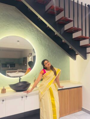 Aparna Das Instagram - 🦢