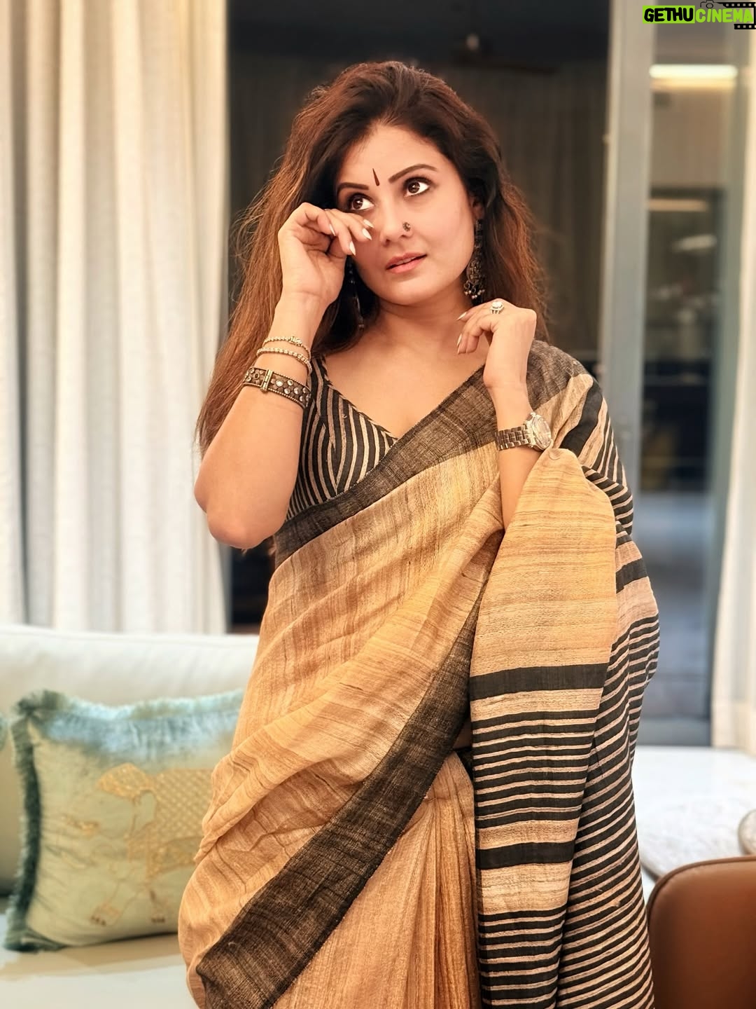 Archana Gupta - 6.5K Likes - No words, only magic ✨ 
.
.
.
.
.
#saree #indianethnicwear #aesthetic #actress #casting
