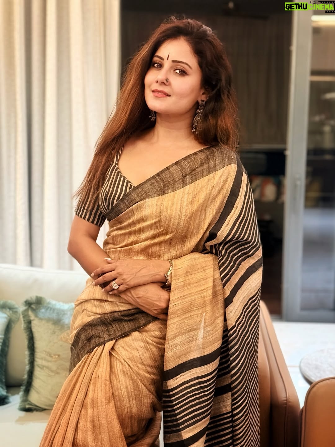 Archana Gupta - 6.5K Likes - No words, only magic ✨ 
.
.
.
.
.
#saree #indianethnicwear #aesthetic #actress #casting