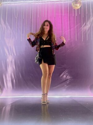 Archana Gupta Instagram - Write it on your heart that every day is the best day in the year. On this note Wishing you all 
A VERY HAPPY NEW YEAR 🥳 🤩✨💕😇
.
.
.
.
#newyear #2026 #behappy #love #classystyle