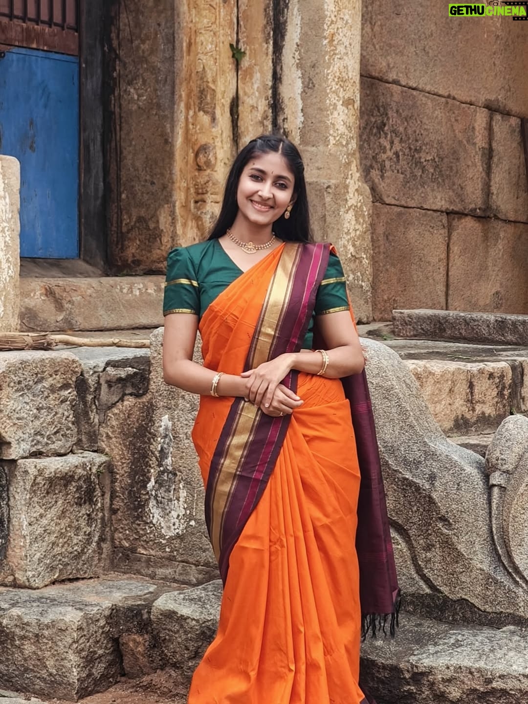 Archana Jois - 32.3K Likes - ಚಿನ್ನ, ಚೆನ್ನ ಚೆನ್ನ! 🦜