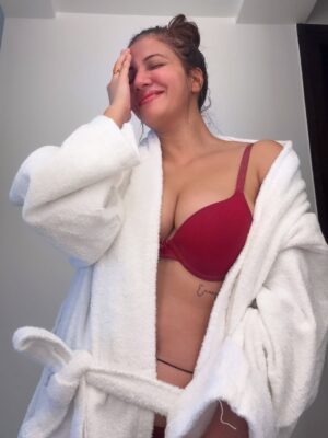 Archana Singh Rajput Instagram - Create Temptation…..💕🥰🙈
