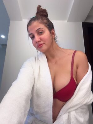 Archana Singh Rajput Instagram - Create Temptation…..💕🥰🙈