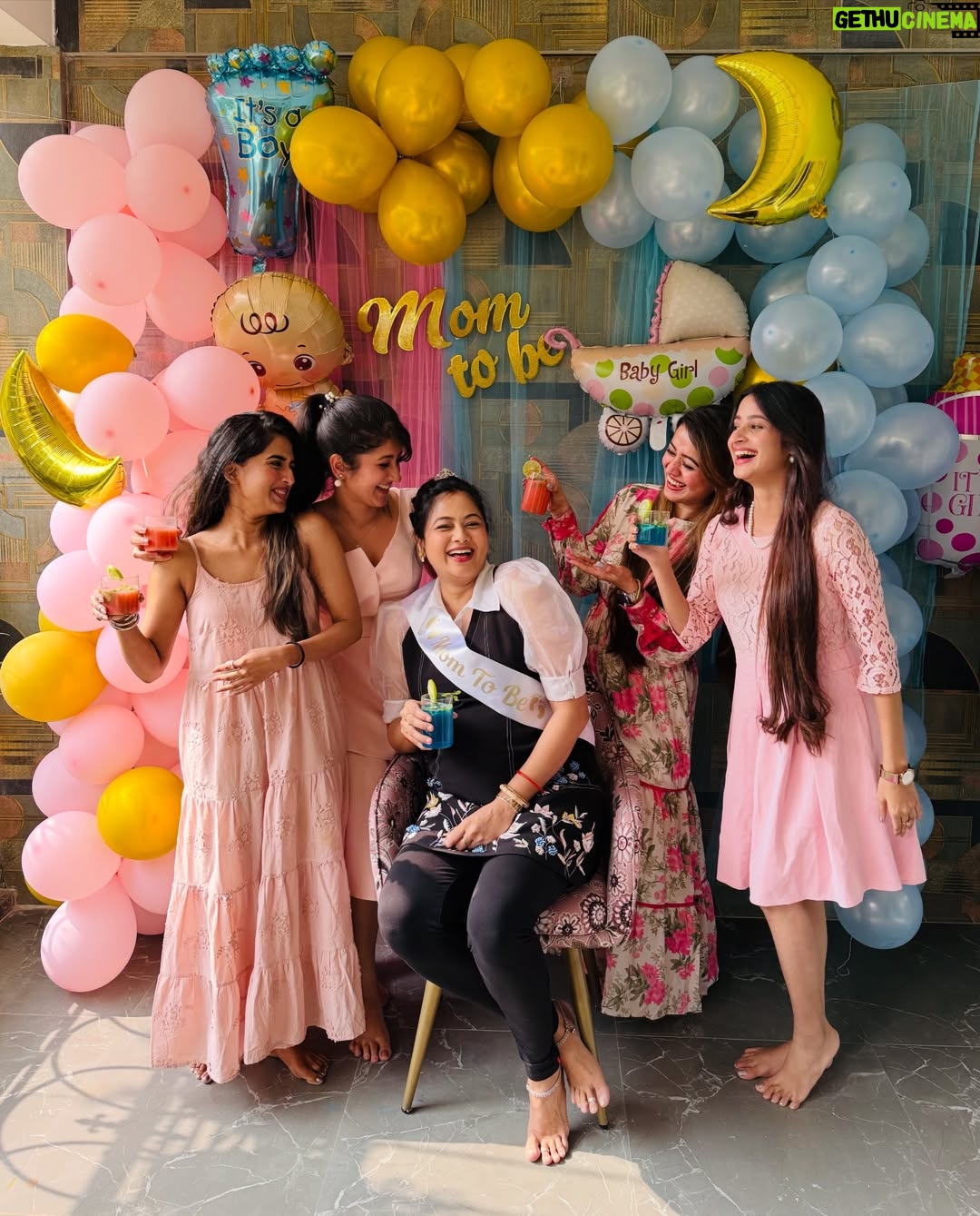 Archita Sahu - 272.5K Likes - Glow, glam & a whole lot of love for our superstar mama-to-be 💖A new star joins the cast—welcome baby boy 🌟💙
#babyshower #sassyslayers