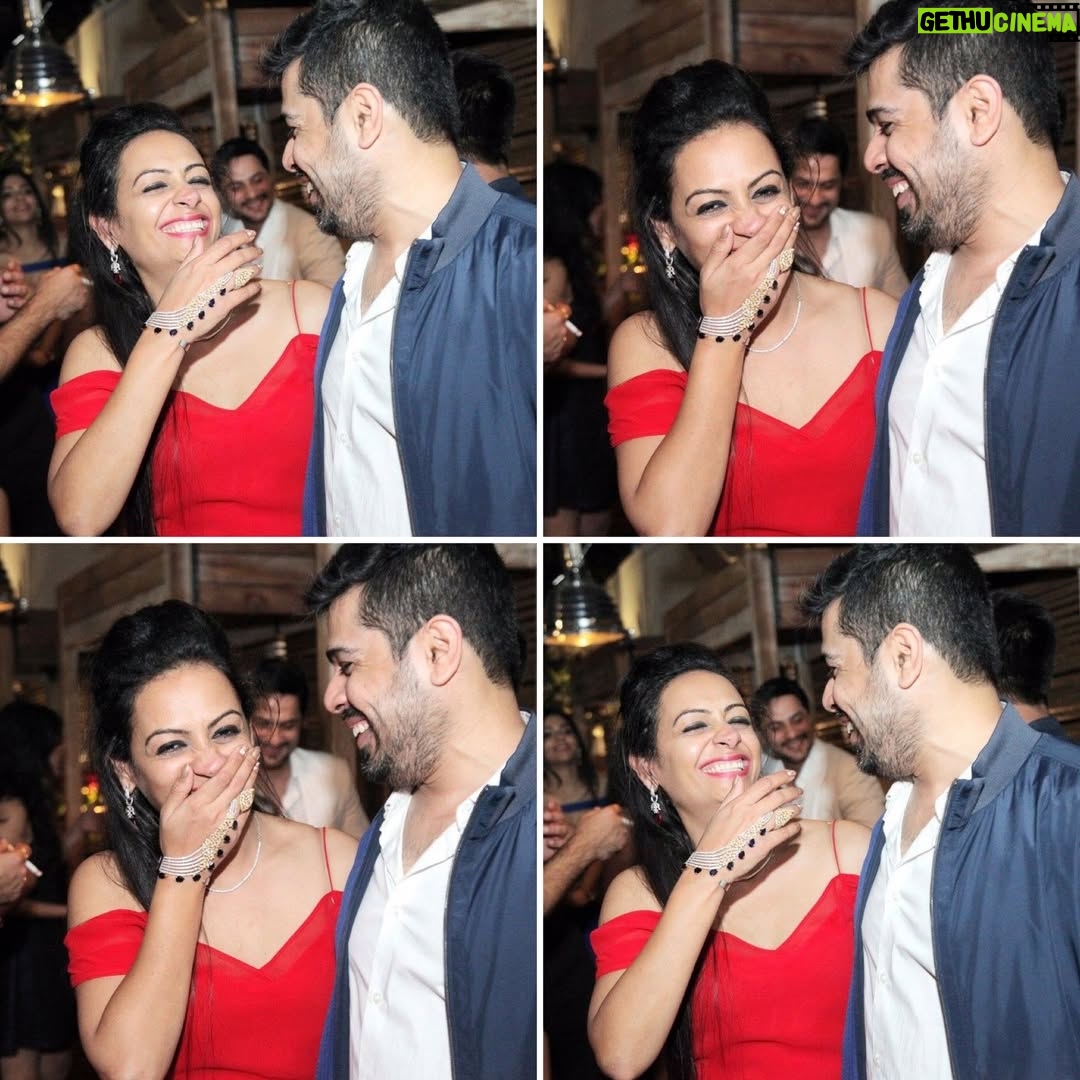 Ashita Dhawan - 4.5K Likes - #2016 unseen stuff 😉

{ashitadhawan DABBANG Dhawan}
