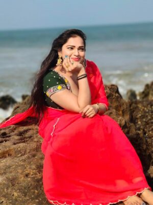 Ashwini Sree Instagram - Red saree and bluesky 🌌 🌊 fill my heart♥️♥️♥️♥️

#red #saree #bluesky #bluewave #ashwini