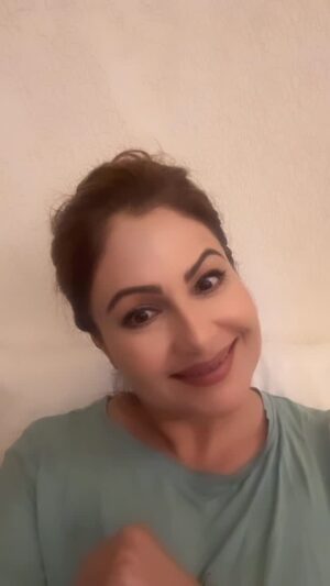 Ayesha Jhulka Instagram - All is fair …. In ….. and ….🤪😜

#reels #funny #instagood #instagram