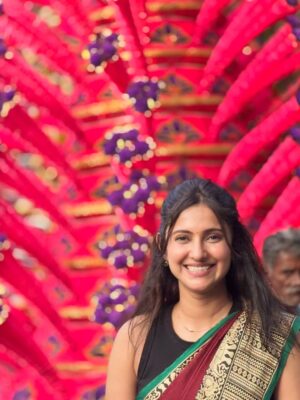 Ayesha Zeenath Instagram - POOORAM 💃🏻🤟🏻

:
:
: wearing @kaithari_studio ❤️
#trissur #pooram #fun #native