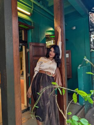 Bhagyashree Limaye Instagram - A day out ☀️
.
.
📷 @shrutisbagwe
#mumbai #winters #teampixel