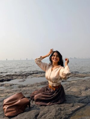 Bhagyashree Limaye Instagram - A day out ☀️
.
.
📷 @shrutisbagwe
#mumbai #winters #teampixel