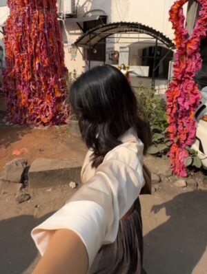 Bhagyashree Limaye Instagram - A day out ☀️
.
.
📷 @shrutisbagwe
#mumbai #winters #teampixel