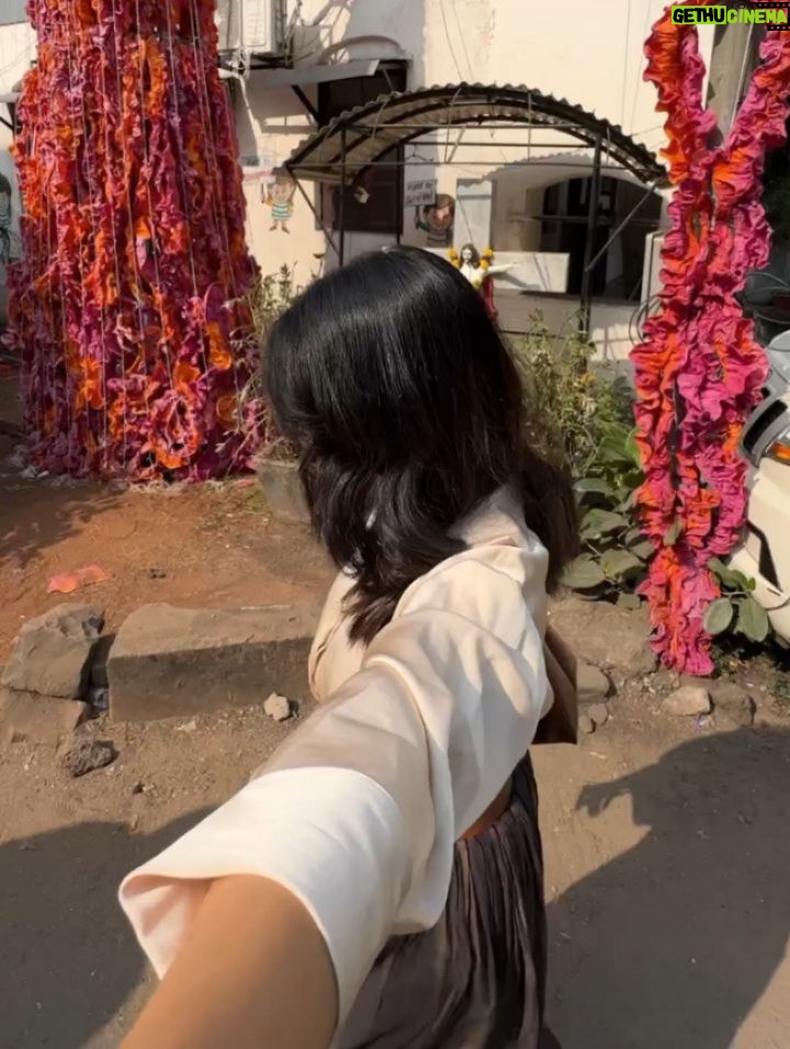 Bhagyashree Limaye - 88.2K Likes - A day out ☀️
.
.
📷 @shrutisbagwe 
#mumbai #winters #teampixel