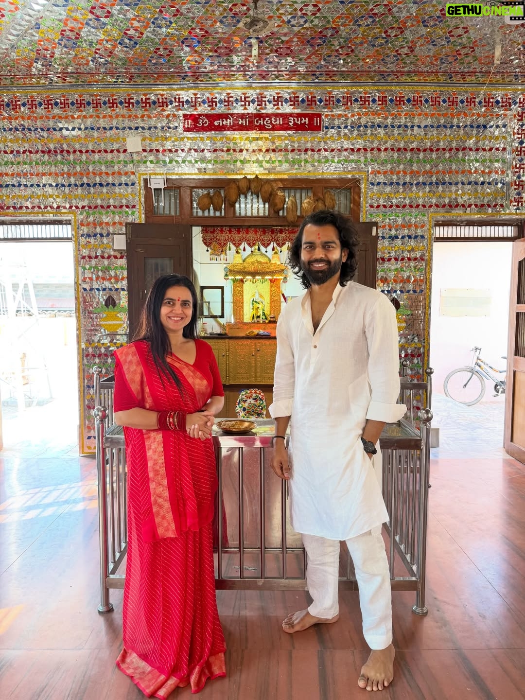 Bhavini Purohit - 11.1K Likes - Kuldevi Darshan ♥️🙏🏻
.
Swipe left for the amazon products used in picture
Comment for links>>>
.
Amazon Great Republic Day is LIVE, Don’t miss out – grab your favourite picks now before they’re gone
.
50%–80% OFF on Fashion & Beauty Brands
Shop now & save BIG
#amazonfashioninfluencerprogram #fashioninfluencerprogram #getstyledwithamazon #ad #amazonfinds