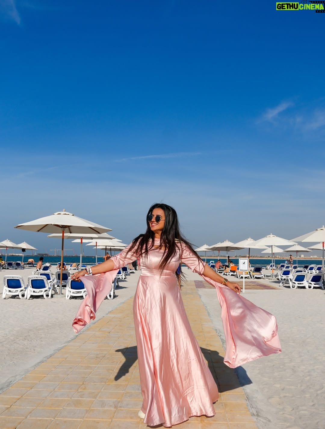 Bhavini Purohit - 16.4K Likes - Imagine a vacation where you don’t check prices, menus or bills 🍹🍽️
Welcome to Rixos Bab Al Bahr, Ras Al Khaimah ✨

An all-inclusive resort with:
• A private beach
• Stunning pools
• Spa days on repeat
• Multiple restaurants & bars
• Unlimited food & drinks

Just relax, indulge and enjoy the views.
.
#VisitRasAlKhaimah #love #travel #trend #luxury