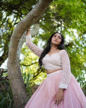 Bhavya Gowda Instagram - #throwbackpicture 
Outfit by: @rentyourlook_by_chandangowda 
Captured by: @umesh__photography___ 
MUA: @makeoverby_divyagowda 
Hairstyle by: @artistry_by_pushpa 
Earrings by: @thespatika 

#bg #bhavya #bhavyagowda #bhavyagowda670