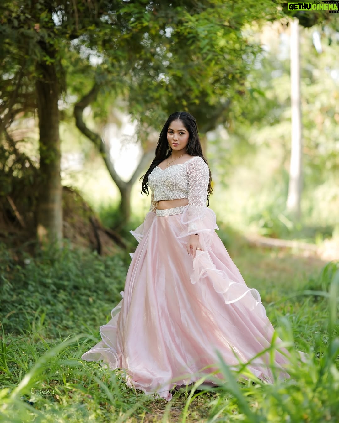 Bhavya Gowda - 108.1K Likes - #throwbackpicture 
Outfit by: @rentyourlook_by_chandangowda 
Captured by: @umesh__photography___ 
MUA: @makeoverby_divyagowda 
Hairstyle by: @artistry_by_pushpa 
Earrings by: @thespatika 

#bg #bhavya #bhavyagowda #bhavyagowda670