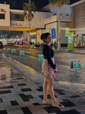 Bhavya Gowda Instagram - #throwbacktodubaidiaries 

#bg #bhavya #bhavyagowda #dubai #dubai🇦🇪 #dubaitravel