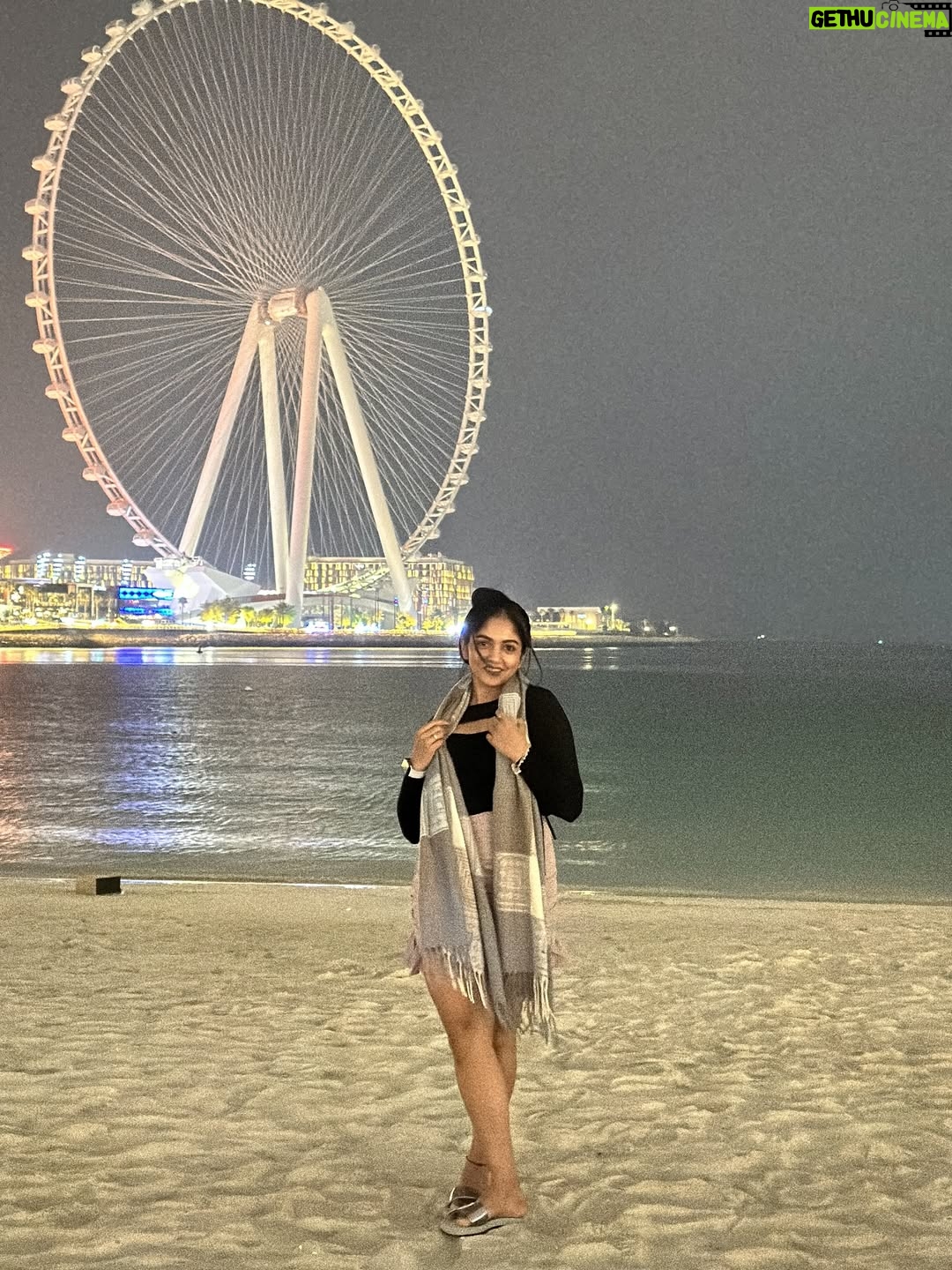 Bhavya Gowda - 256K Likes - #throwbacktodubaidiaries 

#bg #bhavya #bhavyagowda #dubai #dubai🇦🇪 #dubaitravel