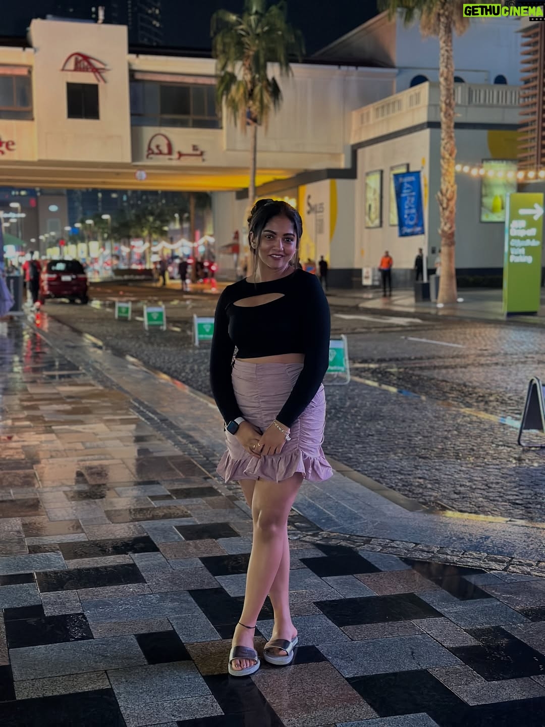 Bhavya Gowda - 256K Likes - #throwbacktodubaidiaries 

#bg #bhavya #bhavyagowda #dubai #dubai🇦🇪 #dubaitravel