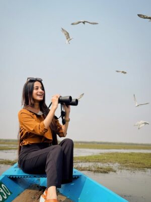 Bhoomika Dash Instagram - Lost in a surreal escape at Odisha’s hidden gem — Mangalajodi Bird Sanctuary 🕊️✨

A paradise where nature whispers and wings paint the sky… home to 200–230  bird species, with 150  migratory visitors and 40  resident beauties calling it home.
Grateful for this magical time amid wetlands, silence, and endless flights of wonder 🌿💙 Must visit place 😍