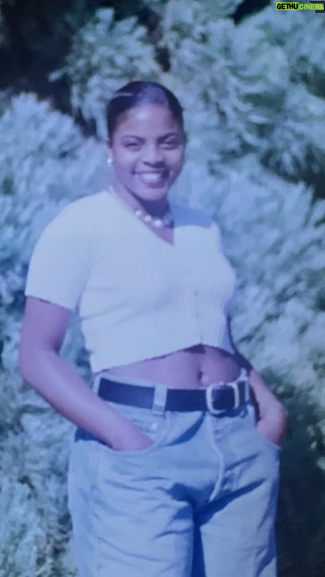 Brely Evans - 3.8K Likes - Just a dope Mashup Song and Me being famous before famous🤣who puts gold eyeshadow in their bellybutton for winter dance and goes without a date and poses like this? Who been eating chicken 🍗 all their life and pronounced it SHEEK KIN!! Me!! Church was my first stage! I’m so grateful!! 🙌🏽🙌🏽 Wow love these old pics! ❤️❤️❤️Don’t forget I have a new series on @tubi Valentine’s Day called LOVE DONT PAY THE BILLS! 💵 get ready to LOVE IT ON LOVE DAY❤️ #littlebrely The WORLD 🌍 IS YOURS! My babies @amccauley87 and @theauthorsydneyrenee 😍😍Thank you @mzreneereed for that purple suede outfit!! 💣