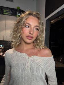 Actress Brynn Rumfallo HD Photos and Wallpapers December 2025