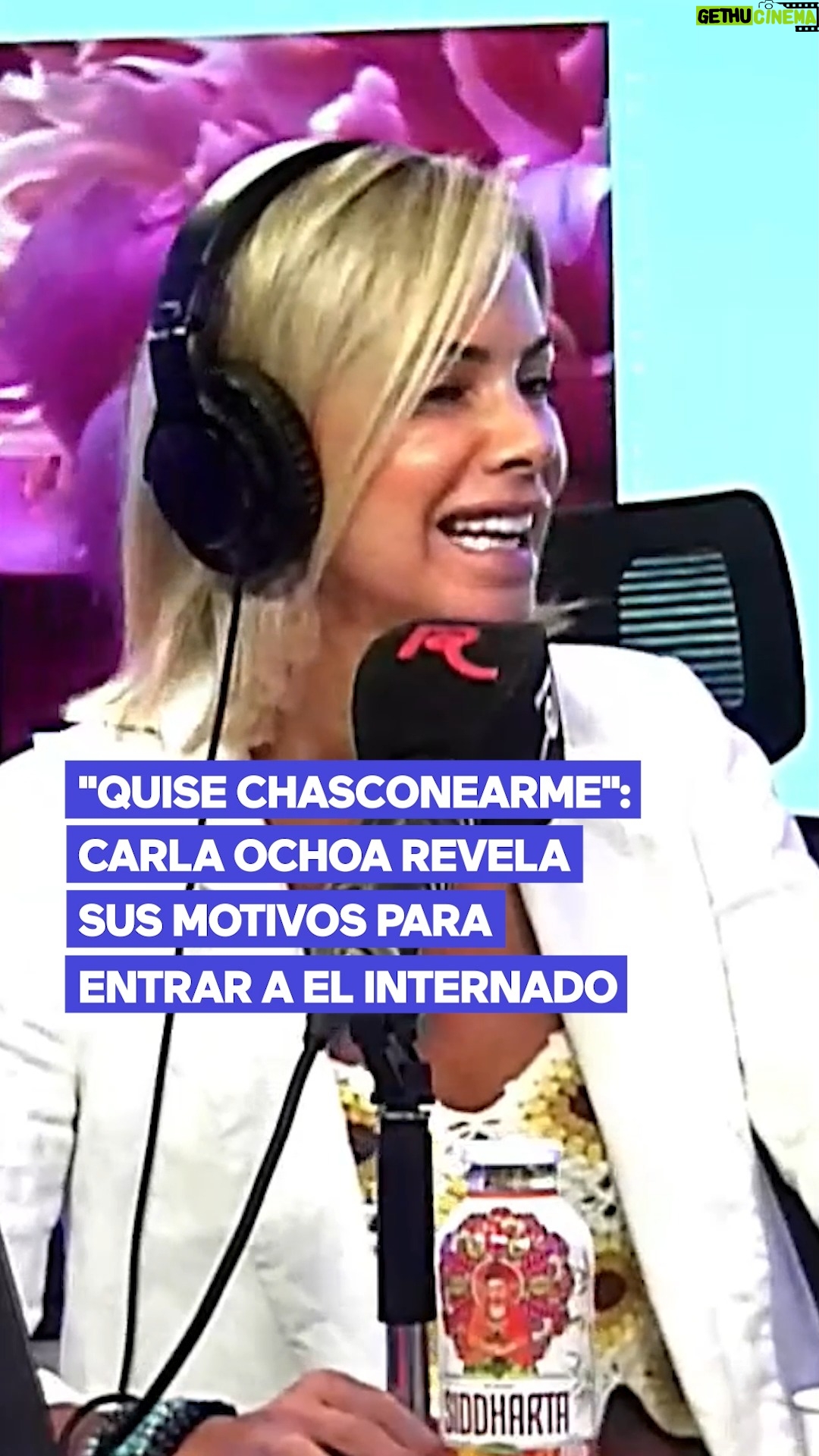 Carla Ochoa - 2.9K Likes - "Quise chasconearme": Carla Ochoa (@carlaochoa79) fue la invitada más reciente de Tonka Contigo, programa de Radio Romántica (@romanticafm104.1) conducido por Tonka Tomicic (@tonkatomicicpetric), y contó por qué quiso vivir la experiencia de #ElInternadoMega 👀