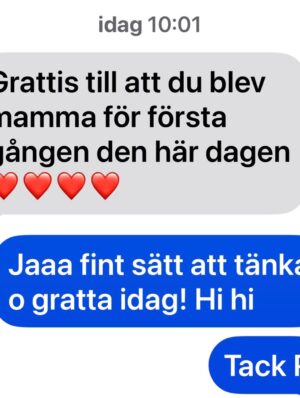 Carola Häggkvist Instagram - …Redan 28 år idag, min älskade, fina talangfulla, roliga och kloka son Amadeus! Tack för ikväll kära Matilda & Amadeus och för en super god risotto-middag som ni lagat till oss hemma hos er i stan. Det blir mest bilder och minnen från när Amadeus var liten nu ikväll, då de går i väntans tider och softar gärna med offentliga publiceringar på nätet. Så toppen att smycket blev en hit och passade dig så bra! 👍🏼💥 Din fru som tipsade om att du önskade dig ett coolt halsband i silver på vår söndags brunch igår. 👏🏼👏🏼 Tack Matilda! Och tack Zoe & Amadeus för att busigheten sitter kvar från forna dar. Glöm aldrig buset, lösenordet och alla lustiga miner… hi hi Nu ligger framtiden och nutiden och väntar i sin linda på dig Amadeus! Allt är möjligt och allt samverkar till det bästa … 🫶🏼♥️♥️🏹💥🍼🍼🙌🏼🧨👑 Jag kommer alltid att älska dig med outsäglig kärlek och för alltid vara tacksam för att jag fick den stora ynnesten att bli Din mamma. Få se dig växa upp till den man du är idag. Så stolt över dig, när jag ser din mjuka hand med Matilda och er kärlek er emellan. Vilken fin familj ni redan är. Det gör mig så lycklig att jag blir alldeles rörd och varm på insidan. Jag andas ut och känner ett lugn. Vackert. Grattis på födelsedagen min kära son! #amadeus28år @_amadeus