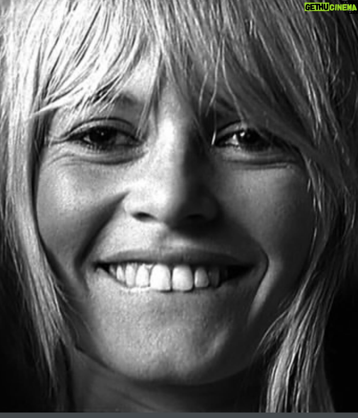 Carole Richert - 3.4K Likes - Je l’adorais! absolument! depuis toujours! elle était du signe de la balance, je suis née le même jour que BB et j’en étais si fière! jeune actrice, elle était ma référence avec Gena Rowland et Romy Schneider ..je l’ai croisé un jour au marché de Saint-Tropez! #brigittebardot #eternelle #icones