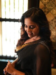 Actress Chandini Tamilarasan HD Photos and Wallpapers October 2025