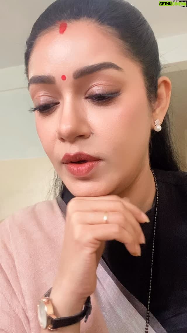 Chaya Singh - 49.3K Likes - What do u think?