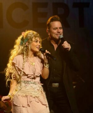 Clare Bowen Instagram - Thank you to everyone who packed the @peacecenter and partied with us on night one of the Nashville Encore Tour! 🎉✨ Special thanks to @tiffanysmithsc for capturing these images. 💖✨

#charlesesten #jonathanjackson #sampalladio #clarebowen #bowenyoung