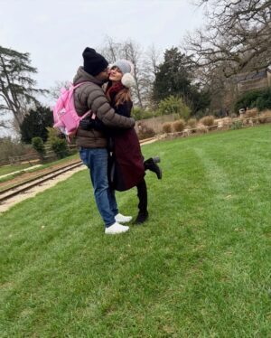 Deiya Sindhi Instagram - London memories, family moments, and love in every frame. Saying goodbye to 2025 with a full heart and welcoming 2026… Some moments really are so easy to fall in love with❤️ 
Here’s to more travel, togetherness, and magic ahead ❤️ 
#shukrana #blessed #grateful #godsfavoritechild♥️