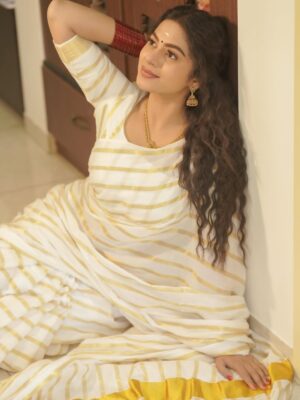 Delna Davis Instagram - ഓണപ്പൊന്നോണം 🌼
.
📸 @camerasenthil 
.
Shoot organised by @rrajeshananda 
.
#onam2025 #onam #onamspecial #onamfestival #onamvibes