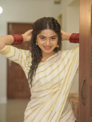 Delna Davis Instagram - ഓണപ്പൊന്നോണം 🌼
.
📸 @camerasenthil 
.
Shoot organised by @rrajeshananda 
.
#onam2025 #onam #onamspecial #onamfestival #onamvibes