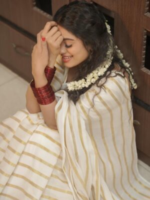 Delna Davis Instagram - ഓണപ്പൊന്നോണം 🌼
.
📸 @camerasenthil 
.
Shoot organised by @rrajeshananda 
.
#onam2025 #onam #onamspecial #onamfestival #onamvibes