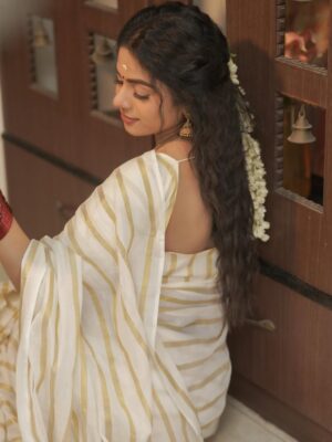 Delna Davis Instagram - ഓണപ്പൊന്നോണം 🌼
.
📸 @camerasenthil 
.
Shoot organised by @rrajeshananda 
.
#onam2025 #onam #onamspecial #onamfestival #onamvibes