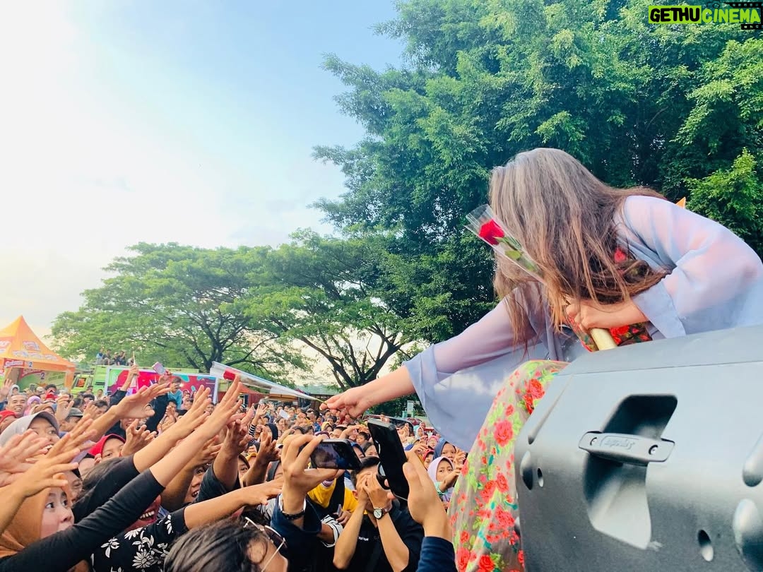 Diana Khan - 52K Likes - Terima kasih Indonesia ❤️ Aku mencintaimu ❤️❤️❤️ #ThankYouForEverthing🤗 #Blessed #gratitude @antv_official