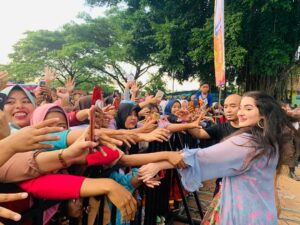 Diana Khan Instagram - Terima kasih Indonesia ❤️ Aku mencintaimu ❤️❤️❤️ #ThankYouForEverthing🤗 #Blessed #gratitude @antv_official